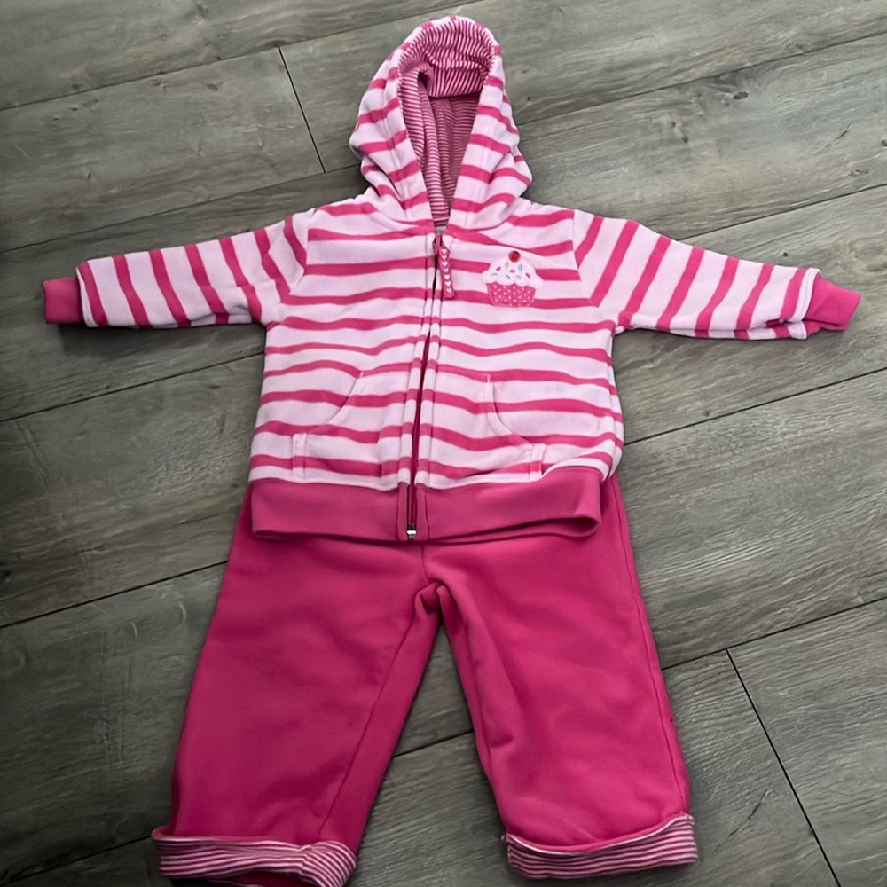 Cute Cupcake fleece jogging outfit. Size 12 months